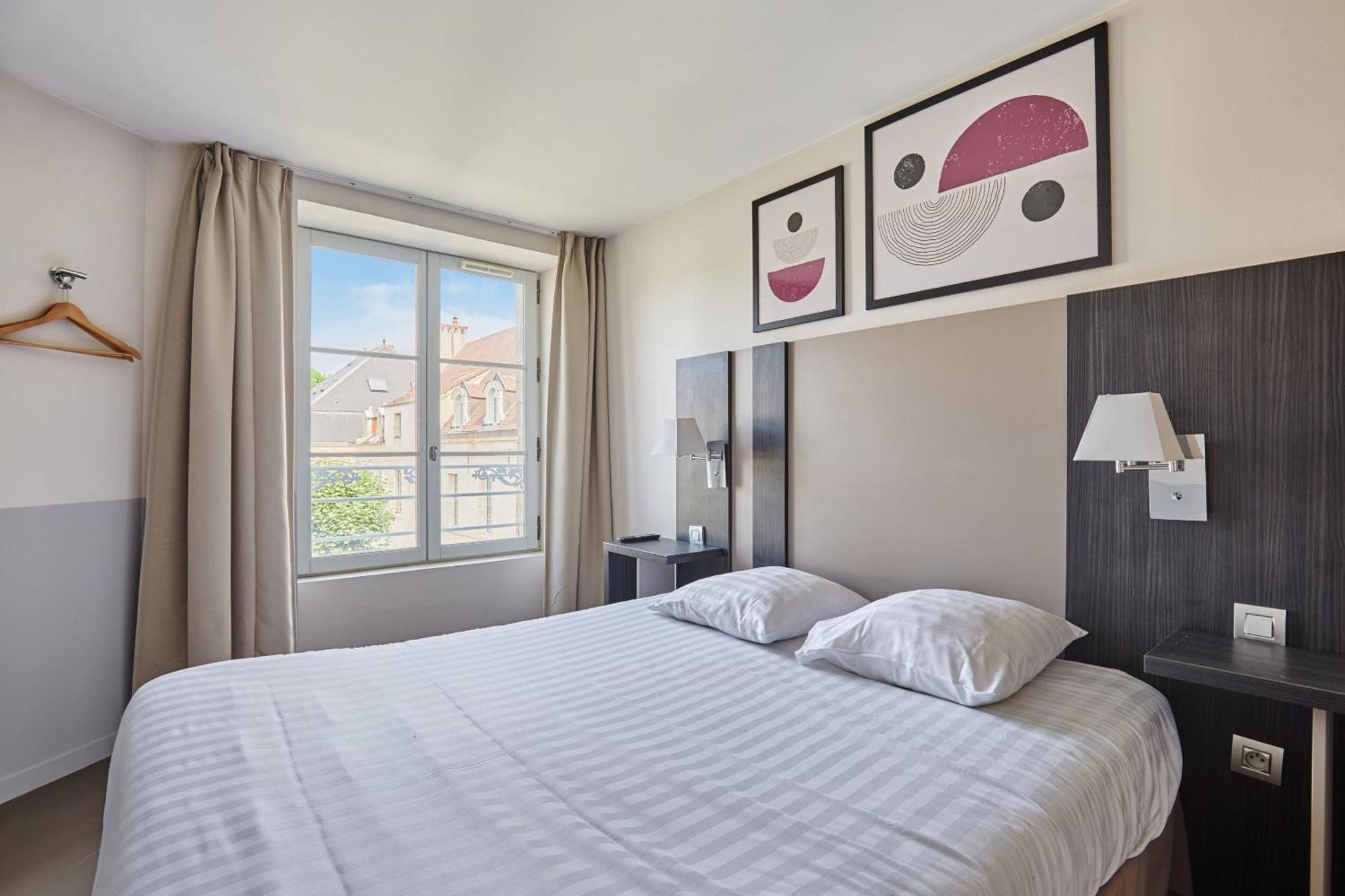 Two-Bedroom Apartment (6 Adults)