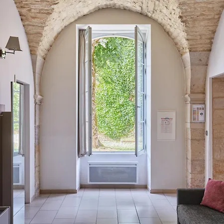 Appart'Hotel Odalys City - Dijon Centre Les Cordeliers-2